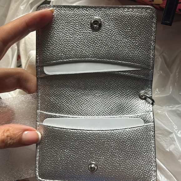 AuthenticMichael Kors leather key ring card holder - Picture 7 of 9